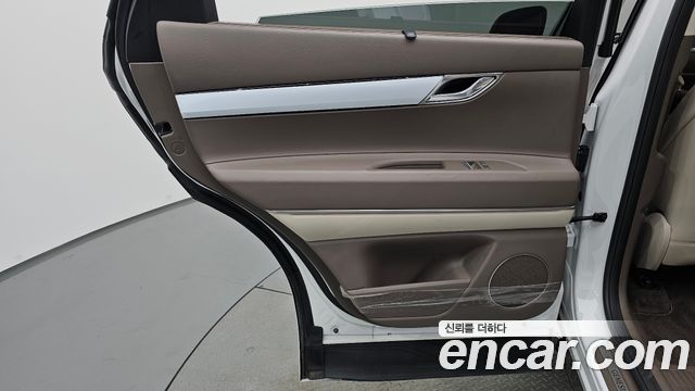 Genesis GV80 2022 — photo 15
