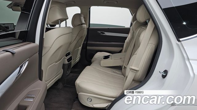 Genesis GV80 2022 — photo 16