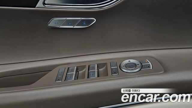 Genesis GV80 2022 — photo 27