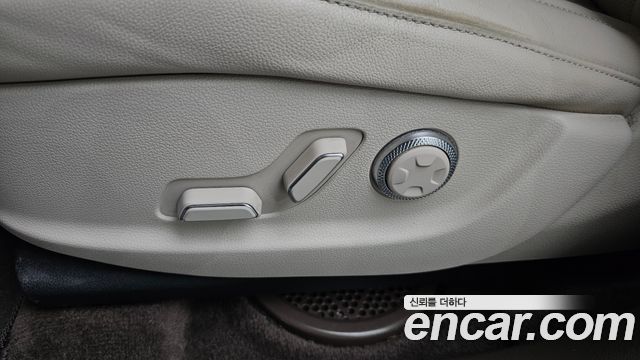 Genesis GV80 2022 — photo 31