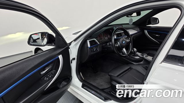BMW 3-Series 2016 — photo 10