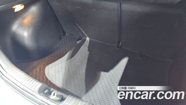 Hyundai Accent 2012 — photo 26