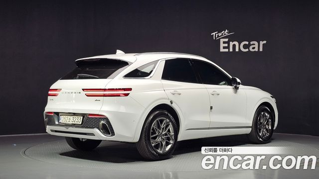 Genesis GV70 2021 — photo 2