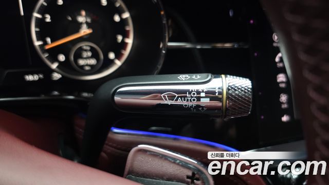 Bentley Continental 2023 — photo 27