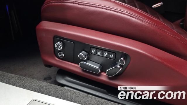 Bentley Continental 2023 — photo 31