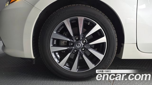 Nissan Altima 2017 — photo 5