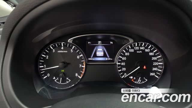 Nissan Altima 2017 — photo 11