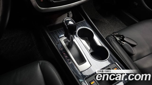 Nissan Altima 2017 — photo 12