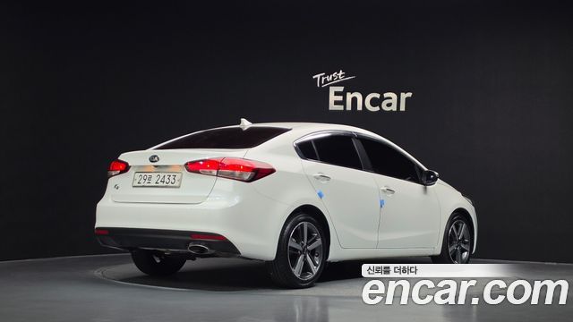 Kia K3 2017 — photo 2