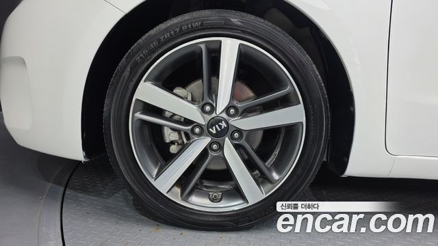 Kia K3 2017 — photo 5