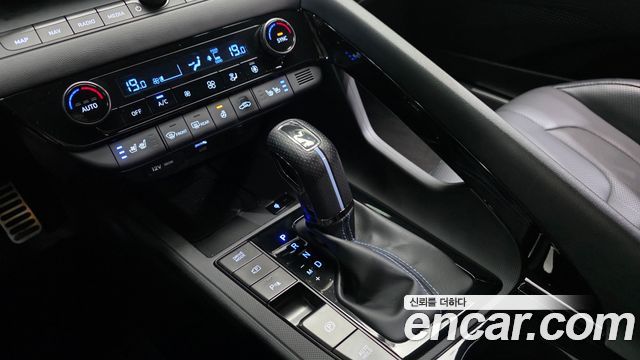 Hyundai AVANTE 2024 — photo 9