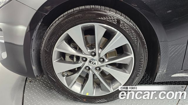 Kia K5 2017 — photo 5