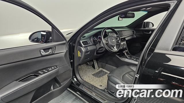 Kia K5 2017 — photo 13