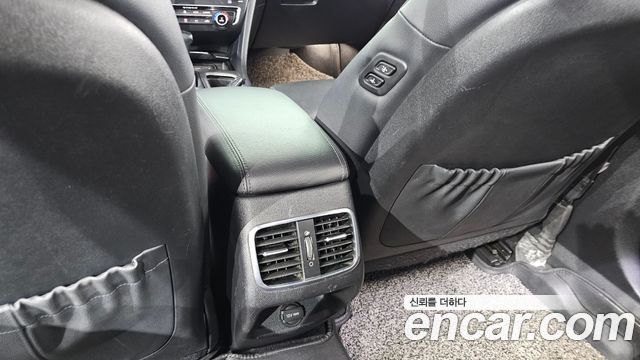 Kia K5 2017 — photo 30