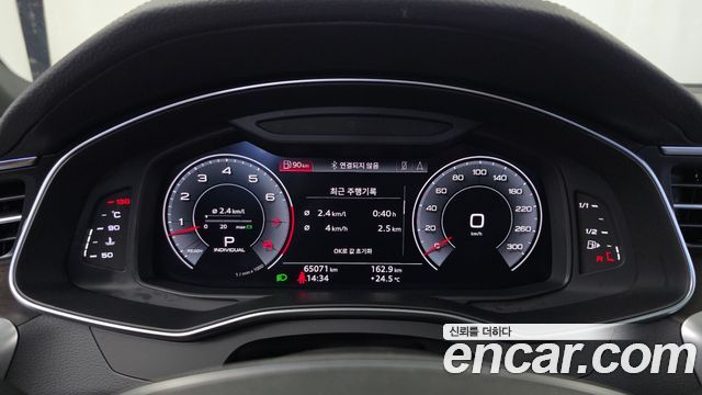 Audi A7 2020 — photo 11