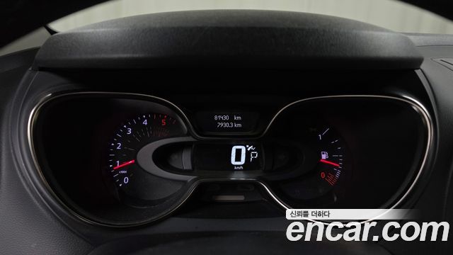 Renault Korea QM3 2019 — photo 11