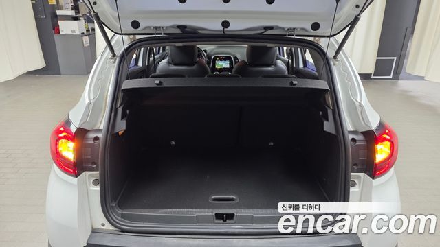 Renault Korea QM3 2019 — photo 26