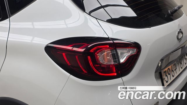 Renault Korea QM3 2019 — photo 9