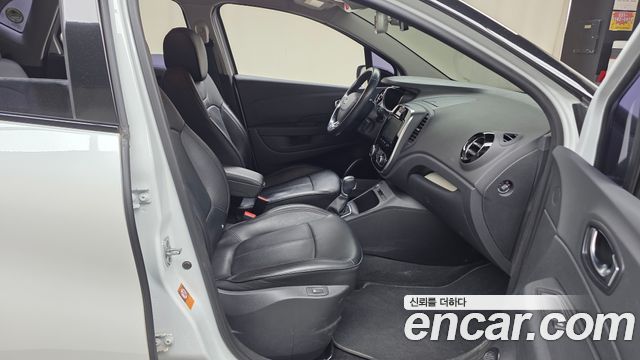 Renault Korea QM3 2019 — photo 16