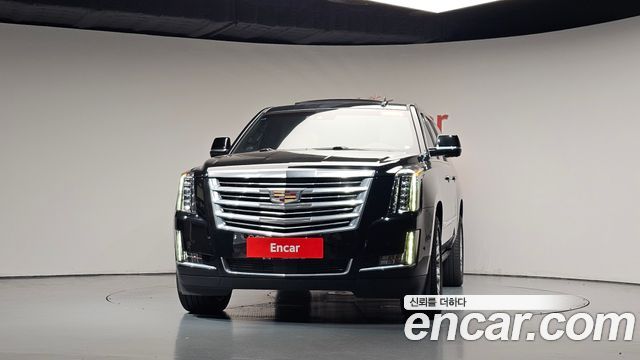 Cadillac Escalade 2019 — photo 3