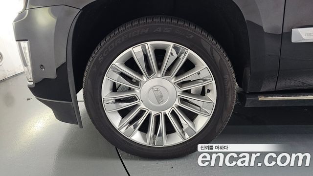 Cadillac Escalade 2019 — photo 5
