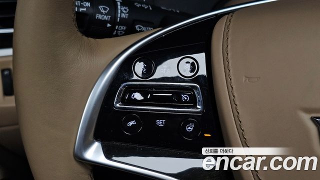 Cadillac Escalade 2019 — photo 22