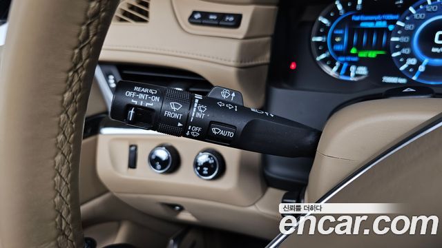 Cadillac Escalade 2019 — photo 24