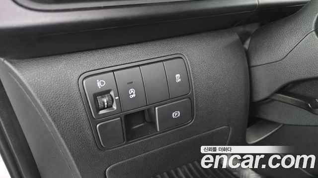 Hyundai Staria 2022 — photo 20