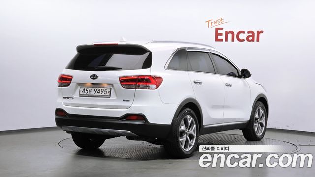 Kia Sorento 2015 — photo 2