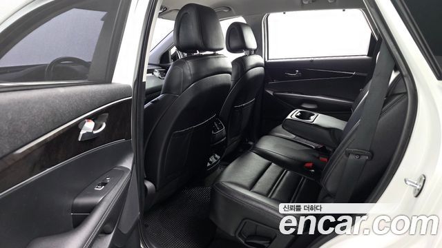 Kia Sorento 2015 — photo 17