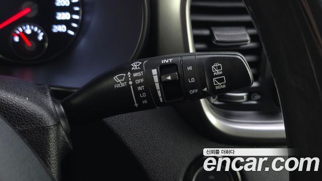 Kia Sorento 2015 — photo 28