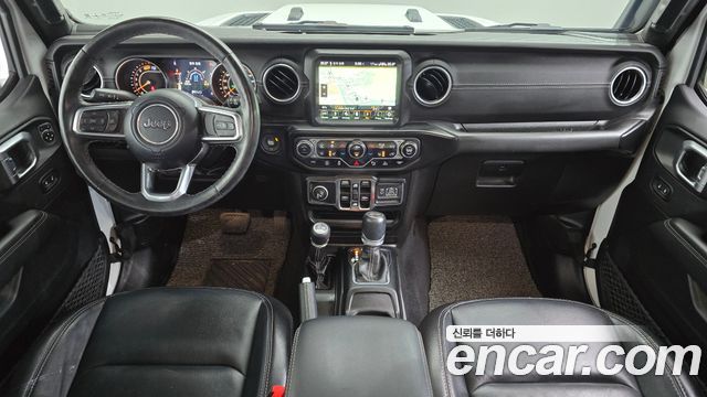 Jeep Wrangler 2022 — photo 10