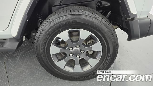 Jeep Wrangler 2022 — photo 7