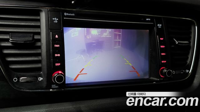 Kia Canival 2017 — photo 22