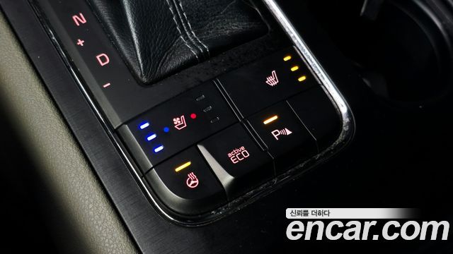 Kia Canival 2017 — photo 23