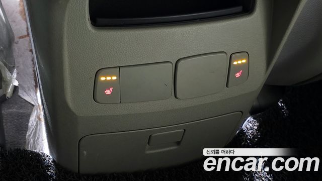 Kia Canival 2017 — photo 29