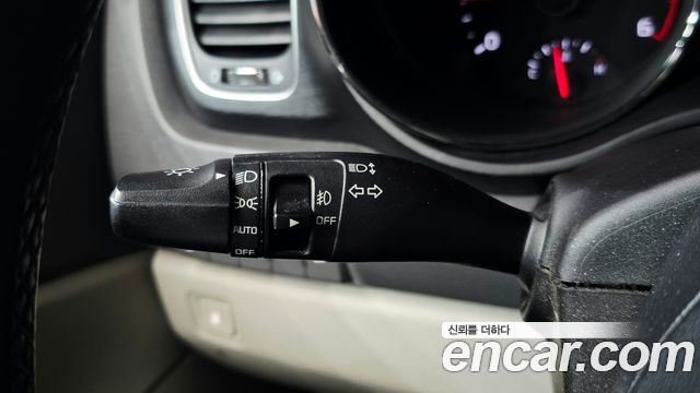 Kia Canival 2017 — photo 32