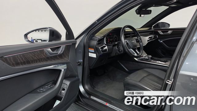 Audi A6 2021 — photo 13