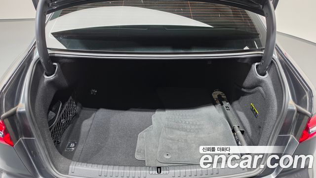 Audi A6 2021 — photo 25