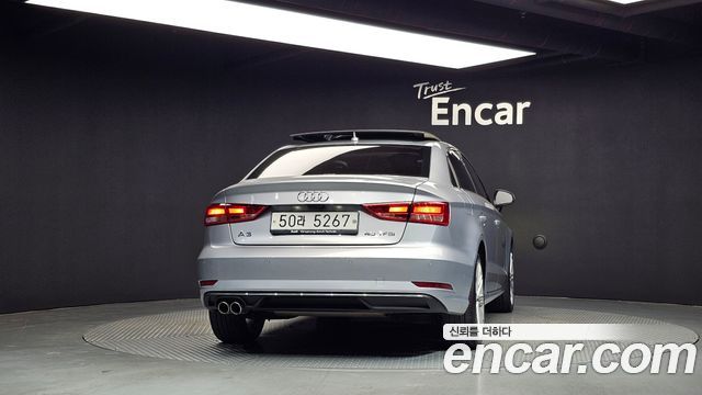 Audi A3 2018 — photo 4