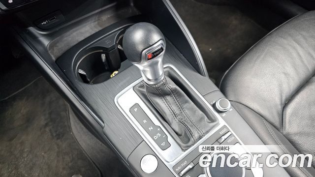 Audi A3 2018 — photo 9
