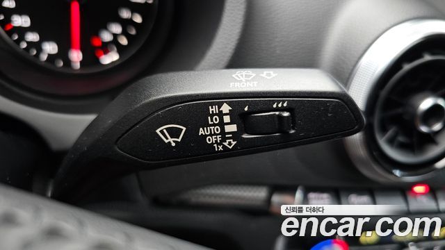 Audi A3 2018 — photo 18