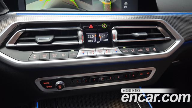 BMW X5 2022 — photo 26