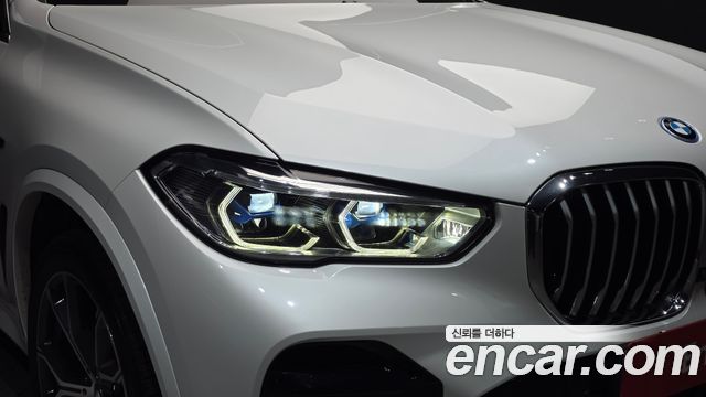 BMW X5 2022 — photo 8
