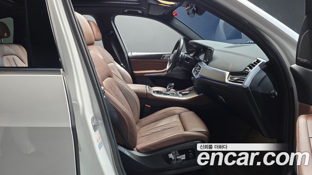 BMW X5 2022 — photo 16