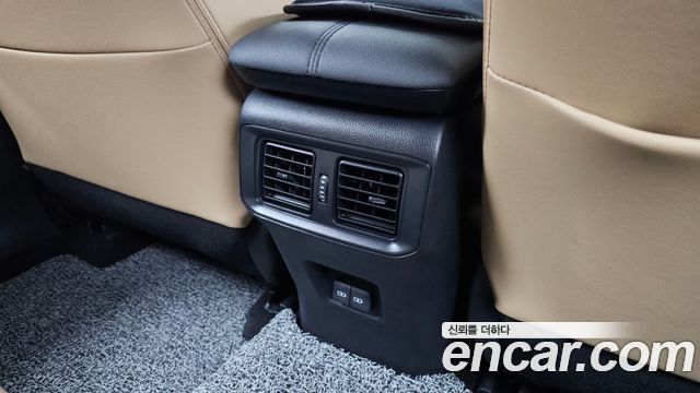 Toyota RAV4 2025 — photo 31