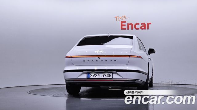 Hyundai Grandeur 2023 — photo 4