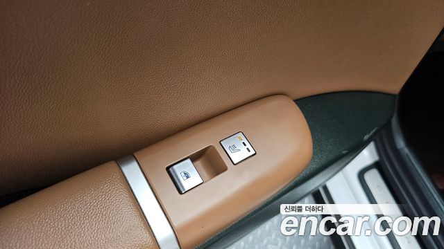 Hyundai Grandeur 2023 — photo 25