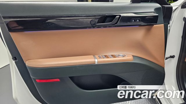Hyundai Grandeur 2023 — photo 14