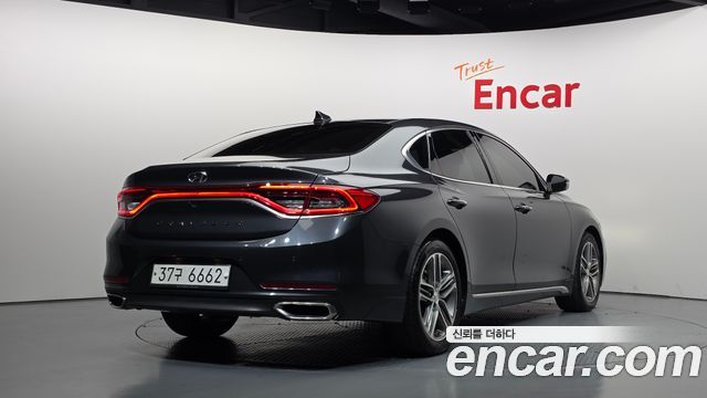 Hyundai Grandeur 2018 — photo 2